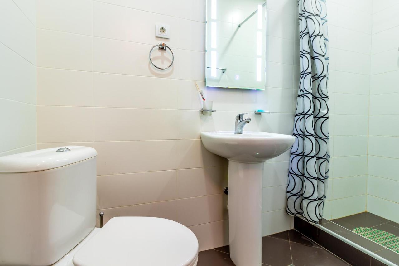 V Park Hotel Tbiliszi Kültér fotó