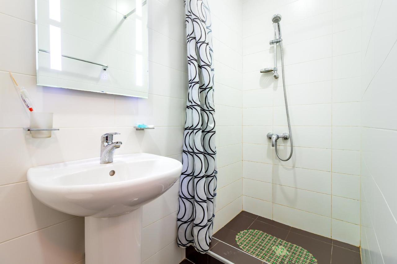 V Park Hotel Tbiliszi Kültér fotó